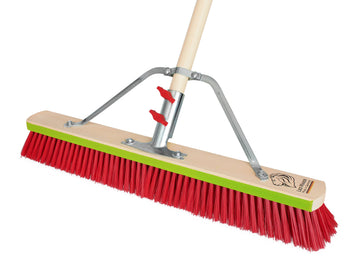 Peggy Perfect Hofbesen Bulldozer 60 cm Elaston-Borste, Holzstiel