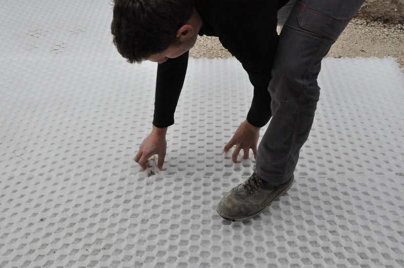 ferax Kiesplatte HDPE weiß mit Geotextil, 30 mm Höhe