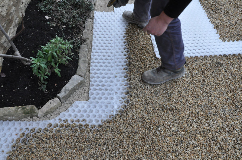 ferax Kiesplatte HDPE weiß mit Geotextil, 30 mm Höhe