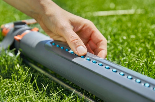 GARDENA Viereckregner AquaZoom M mit Regler, grau