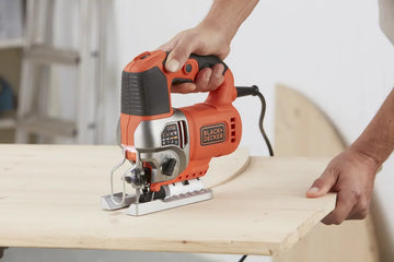 STANLEY BLACK & DECKER BES Stichsäge Pendelhube 650 W