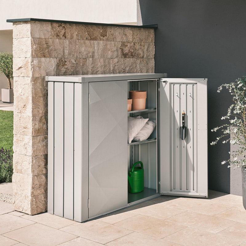 Biohort Terrassenschrank Romeo M (132 × 57 × 140,2 cm) Silber-metallic X-Design