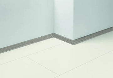 ZL Rheinland Sockelleiste 3 Akazie D001 2570 x 16 x 40 mm