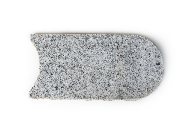 Classen Naturstein Mähkante XZ aus Granit, hellgrau geflammt, 25x12x2 cm