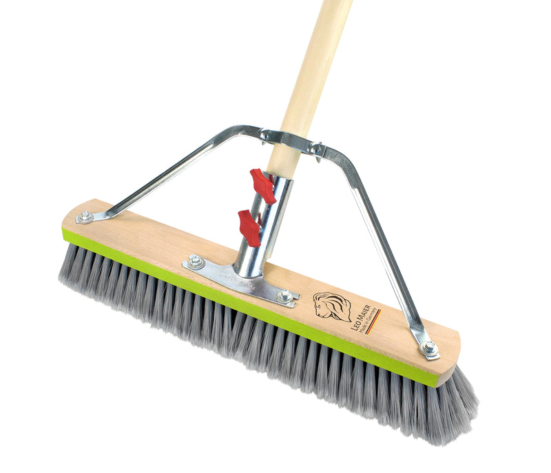 Peggy Perfect Hofbesen Bulldozer 45 cm mit PP-Borsten, Holzstiel