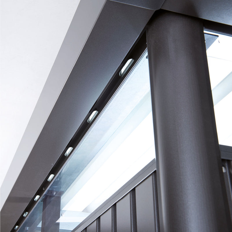 Biohort Gerätehaus HighLine – Detail, Ventilationskiemen, Dunkelgrau-metallic