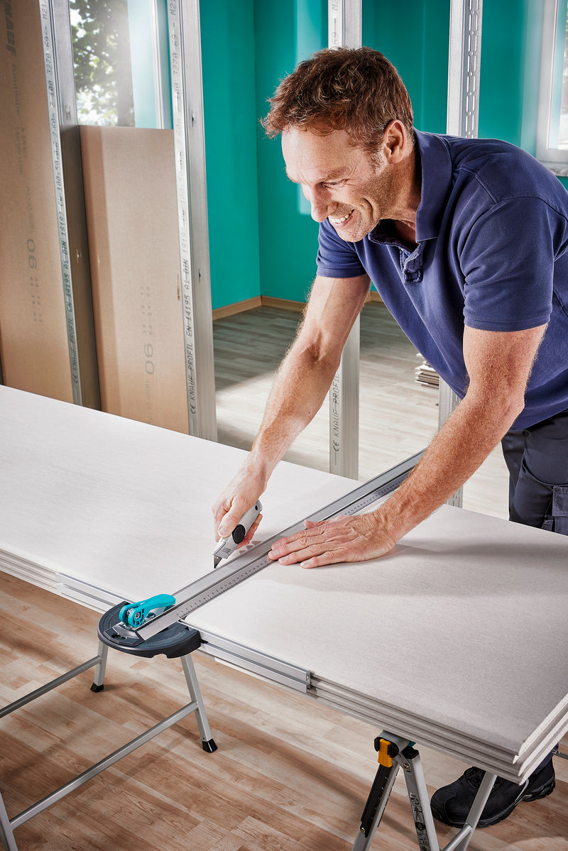 Wolfcraft T-Schiene mit Parallelschneider als Zubehör