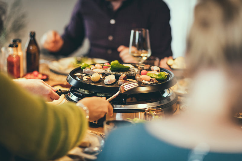 SEVERIN Raclette-Fondue Kombi F.8 für 8 Personen, Edelstahl-Gebläse schwarz