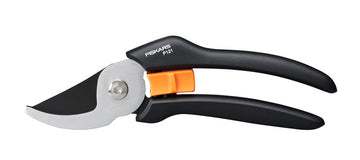 Fiskars Solid Bypass Basis Gartenschere P121, Klingen aus Stahl
